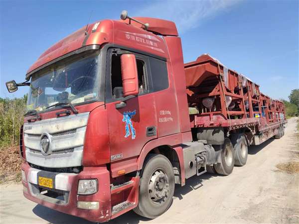 10臺直線振動篩發貨 感謝客戶信任與支持！