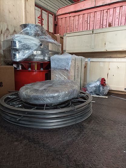 旋振篩、網架、電機、檢驗篩等發貨